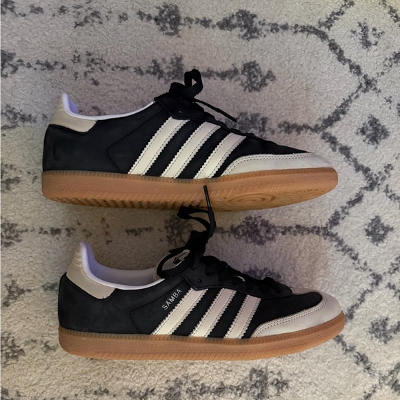 Adidas Samba Women’s - Picture 4 of 10